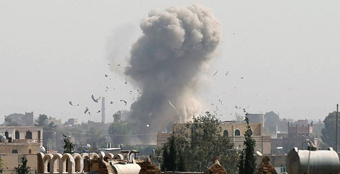 Son dakika! Yemen'den Suudi Arabistan'a bir füze daha