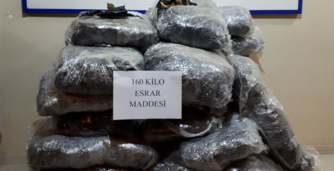 Şanlıurfa’da 160 kilo esrar ele geçirildi
