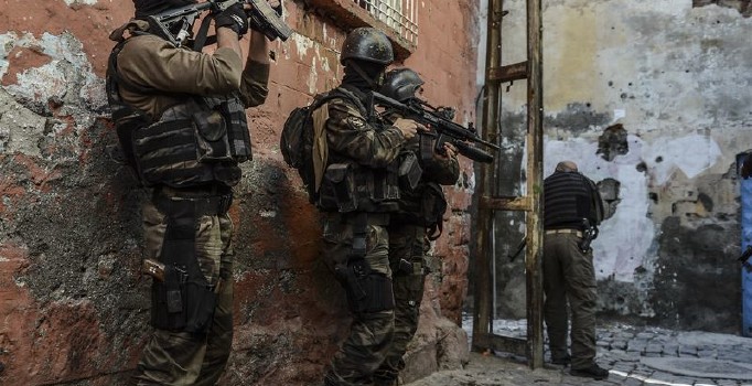 Genelkurmay: Hakkari'de 11 terörist etkisiz hale getirildi