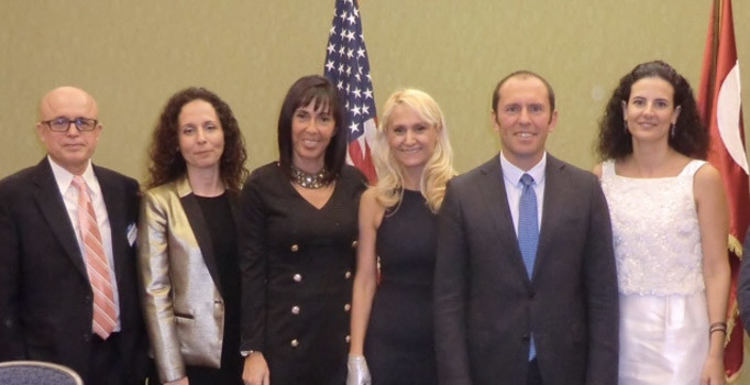 Amerikalı Türk iş kadınları Florida'da bir araya geldi