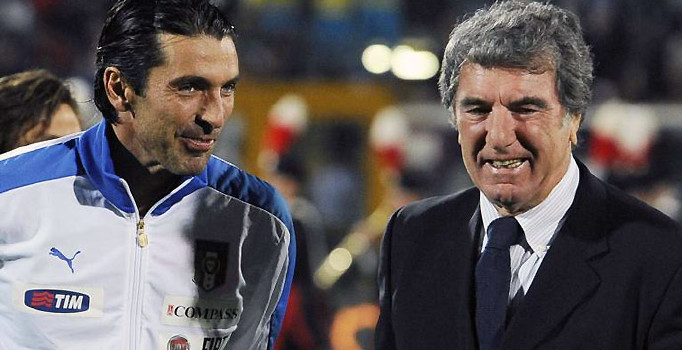 Gianluigi Buffon, Dino Zoff'un rekorunu kırdı