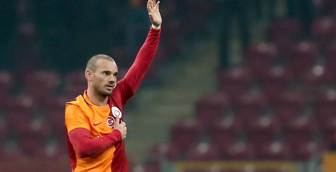 Galatasaray'da antrenmanı yarıda bırakan Sneijder Gençlerbirliği maçı kadrosuna alınmadı