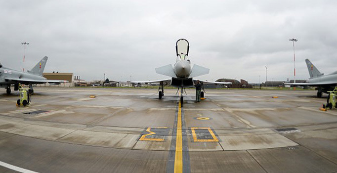 İngiltere, 47 yıl sonra Ortadoğu'da üs kurdu