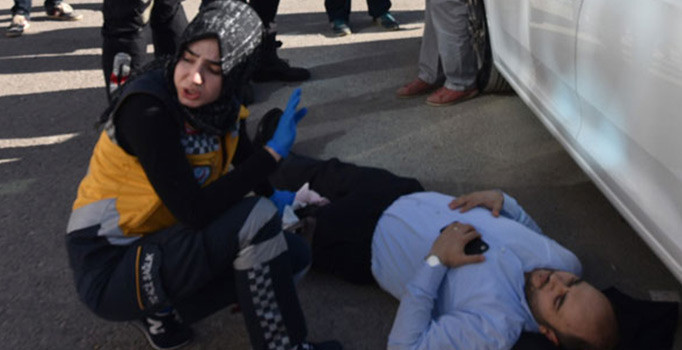 Avukata silahlı saldırı: Kanlar içinde yerde kaldı | Antalya haberleri