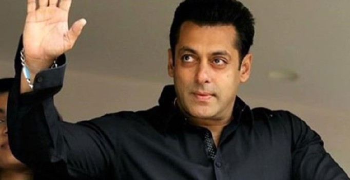 Ünlü Bollywood aktörüne 2 yıl hapis