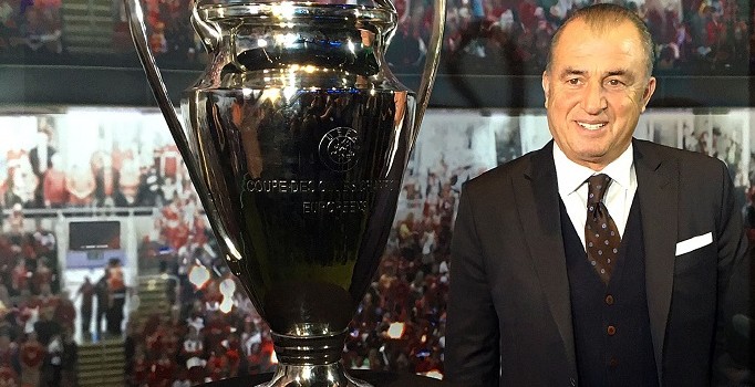 Futbol koleksiyonlarının sergilendiği Goal Sergisi'ne futbol dünyasından büyük ilgi