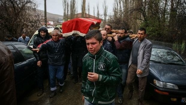 Ankara'daki saldırıda ölen taksici Turgay Bulut, Kürtçe ağıtlarla uğurlandı