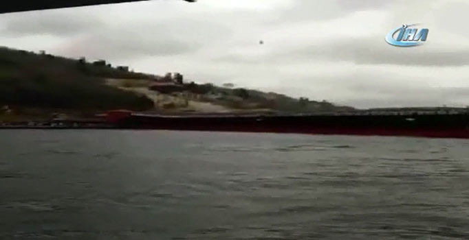 Geminin yalıya çarptığı anın yeni görüntüleri ortaya çıktı