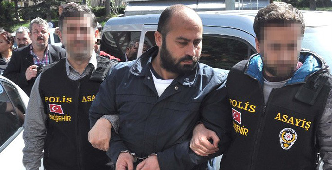 Tüm mesaisi meslektaşlarını fişlemekti