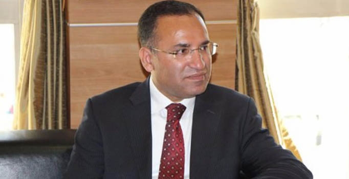 Bozdağ: Herkes HDP'yi parlatma yarışında