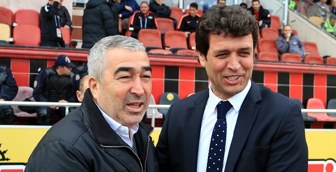 Akhisar Belediyespor Teknik Direktörü Cihat Arslan teknik direktörlüğü bırakabileceğini söyledi