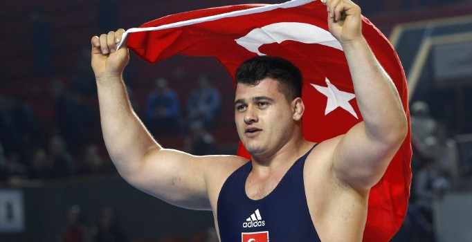 Rıza Kayaalp: Halkımıza olimpiyat sevincini de yaşatacağım