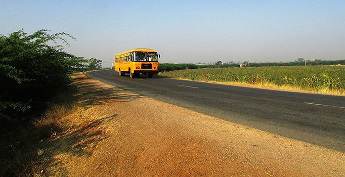 Hindistan'da feci kaza: 27 çocuk öldü