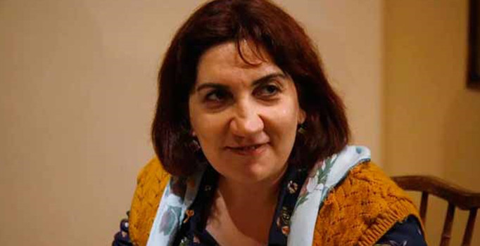 Füsun Demirel 'Aile İşi' dizisinden çıkartıldı