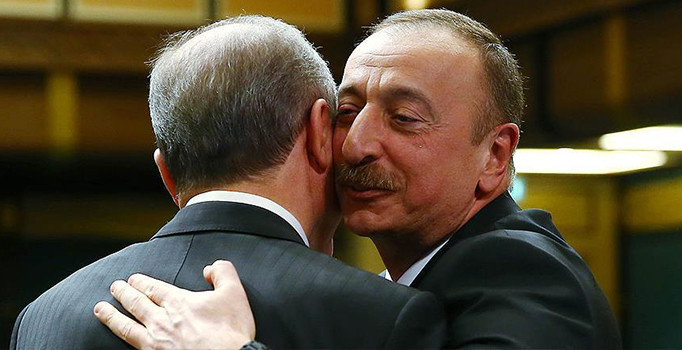 Erdoğan, İlham Aliyev'i Esenboğa Havalimanı'ndan uğurladı