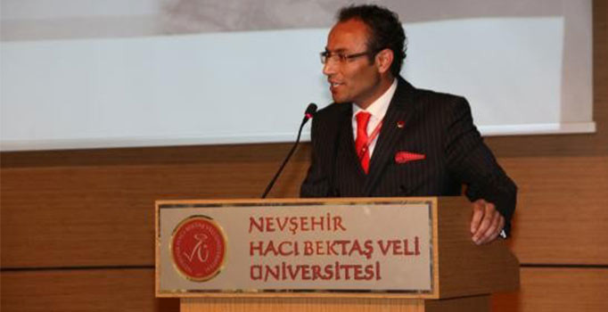 Öğretim görevlisi ve yüksel lisans öğrencisi ölü bulundu