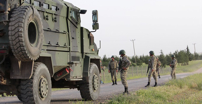 Son dakika! PKK'lıların saldırısına anında karşılık verildi! 3 terörist etkisiz hale getirildi