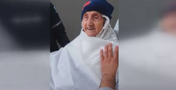 Meryem Nine sedyeyle Vodafone Arena'yı ziyaret etti