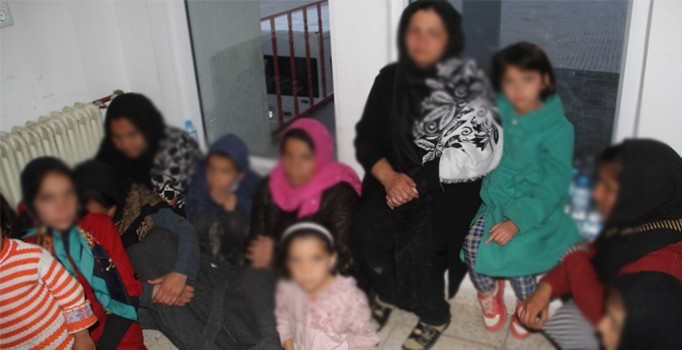 Van’da 17 Afgan kaçak yakalandı