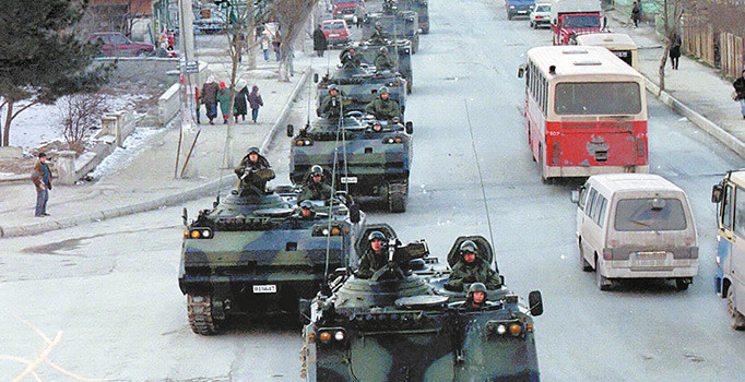 Ceza almaları önemli ama kelepçe de takılmalıydı