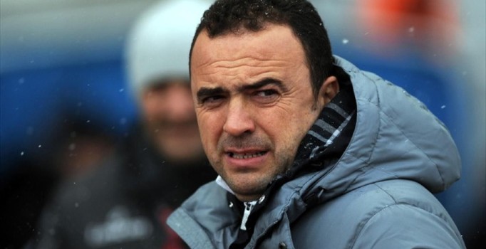 Arif Erdem: Galatasaray Sneijder’in oyuncağı olmuş