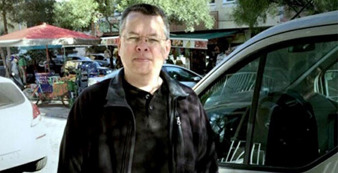 Trump'ın serbest bırakılmasını istediği rahip hakim karşısına çıktı