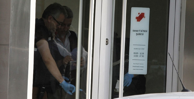 'Çocuğum hasta bana 100 bin TL verin' deyip banka soymaya kalkıştı