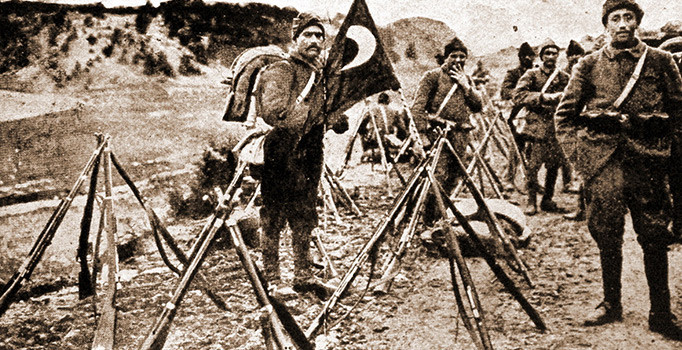 Tahran Üniversitesi'nde 'Çanakkale' paneli