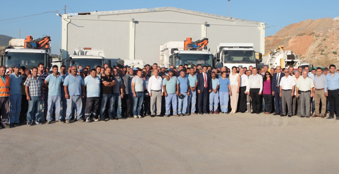 Bornova’da 1432 çalışanla ilgili işlemler tamamlandı