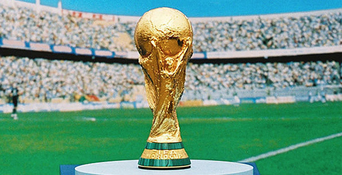 Erken seçimle Dünya Kupası maçları çakıştı