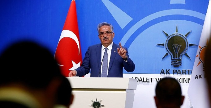 Cumhurbaşkanlığı adaylığında 100 bin imza YSK'ya verilecek