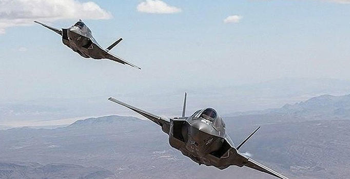 Son dakika! Irak hava kuvvetleri Suriye'deki DEAŞ mevzilerini vurdu