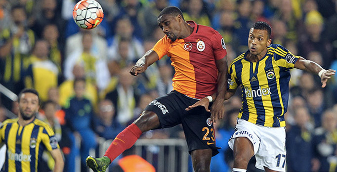 Galatasaray - Fenerbahçe derbisi ertelendi