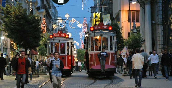 Müstakil Gazete'den İstiklal saldırısına ilginç tepki