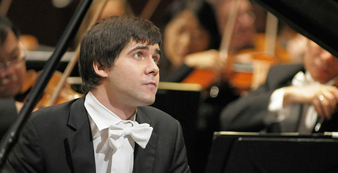 Ukraynalı ünlü piyanist Vadim Holodenko, evde iki çocuğunun cesedini buldu