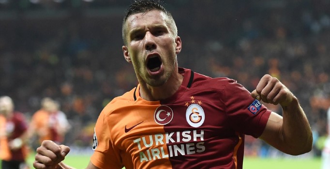 Lukas Podolski Galatasaray'dan ayrılıyor mu?