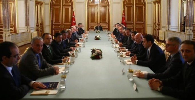 Cumhurbaşkanı ile Kulüpler Birliği arasındaki toplantı sona erdi. İşte alınan kararlar...