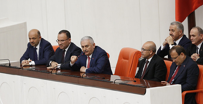 Başbakan Yıldırım'dan 15 Temmuz iddiasına çok sert cevap