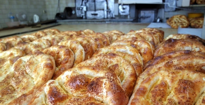 İstanbul'da Ramazan Pidesi fiyatları belli oldu! İstanbul 2018 Ramazan pidesi fiyatları ne kadar?