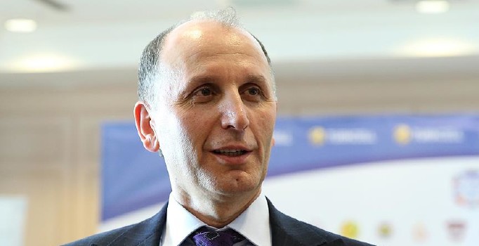 Muharrem Usta: Salih Dursun'un kırmızı kartı değişimin fitilini ateşlemiştir