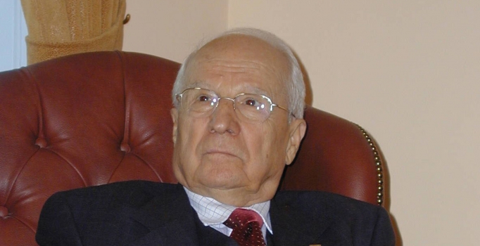 "Kenan Evren'e devlet töreni yapılmasın"