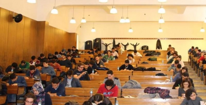 Ali Barskanmay yazdı: LGS’de başarının anahtarı aslında ailenin avucunda