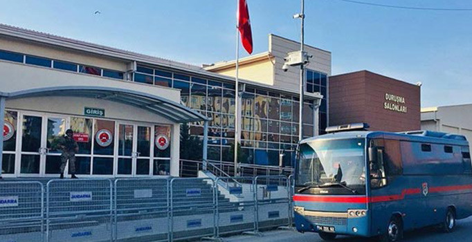 Son dakika! Cumhuriyet davasında karar çıktı