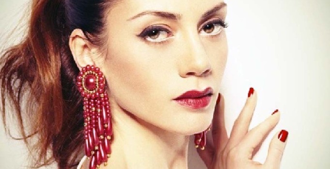 Gökçe Bahadır verdiği kilolarla dikkat çekti