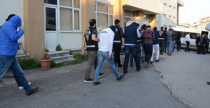 Fenerbahçe Beşiktaş derbisinde gözaltına alınan 25 kişi adliyeye sevk edildi