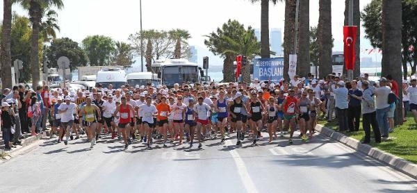 10 yaşındaki de koştu
80 yaşındaki de