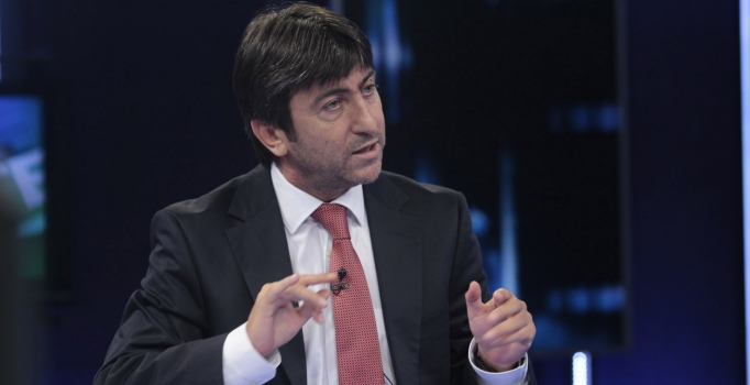 Dilmen: Emenike senin akraban mı İsmail Kartal?