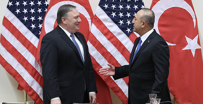 Son dakika! Çavuşoğlu: Pompeo Menbiç için 'gelin bitirelim' dedi