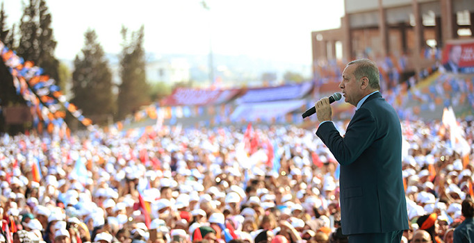 Cumhurbaşkanı Erdoğan 24 Haziran'ın startını İzmir'den verdi: Laikliğin teminatıyız
