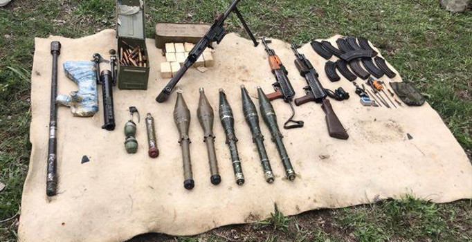 Hakkari'de terör örgütü PKK'ya ağır darbe